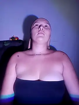 Celeste camila18 online show from November 8, 10:26 pm