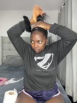 prettiepearl online show from September 8, 7:57 pm