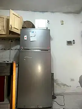 PEACHY439 online show from November 16, 6:30 pm