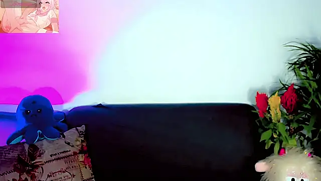 Snapshot of dollswit01 chatting on September 28, 5:14 am dollswit01 online show from September 28, 5:14 am