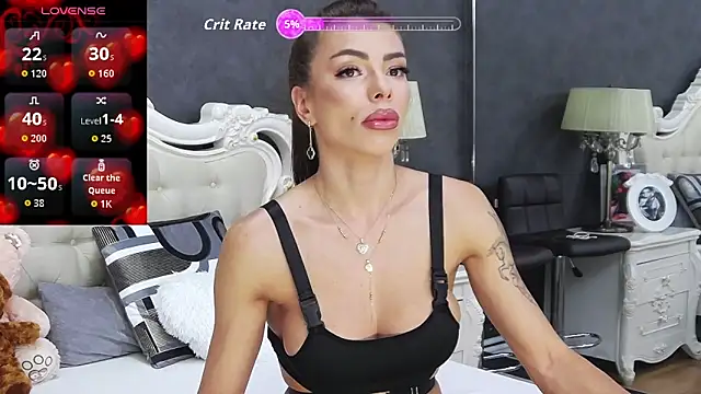 LaraDivine online show from September 20, 7:06 am