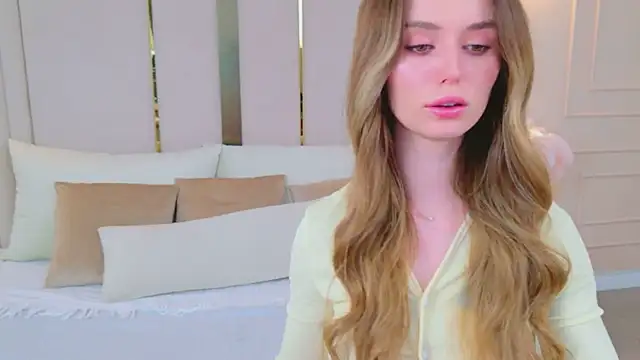 MarybethSnow online show from April 14, 5:13 pm