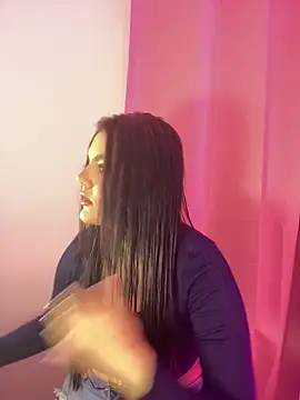 kimberlyhills1 online show from December 18, 8:24 pm