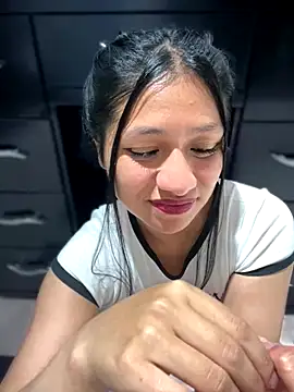 Im Little online show from October 15, 3:53 am