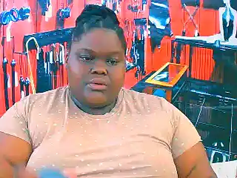 EbonyHotBuns online show from November 8, 5:45 am