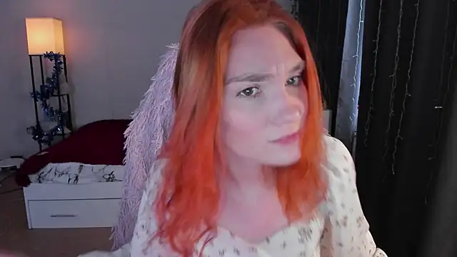 ReddHotPipper online show from December 22, 3:42 am