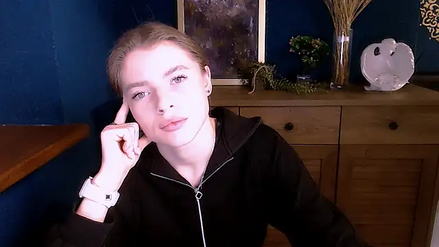 MissOliviaa  online show from November 6, 2:01 pm