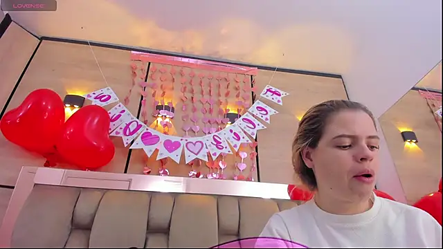 dorothy vegga online show from February 16, 3:17 am