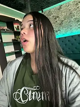 Paloma  LS online show from November 11, 7:11 pm