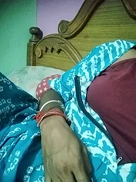 Snapshot of aadhini01 chatting on October 24, 4:47 pm aadhini01 online show from October 24, 4:47 pm