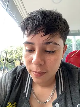 Snapshot of AbbySmiitth_ chatting on September 20, 9:57 pm AbbySmiitth online show from September 20, 9:57 pm