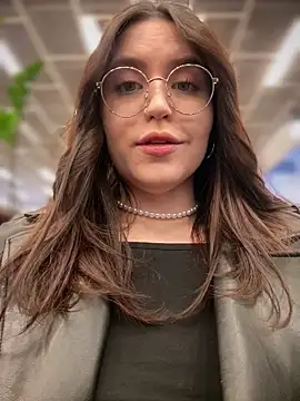 meow girl online show from December 20, 11:03 am