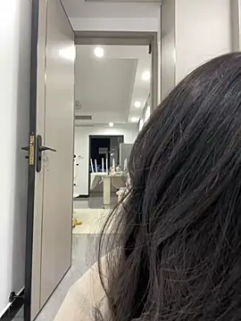 xyebobs online show from December 16, 3:29 pm