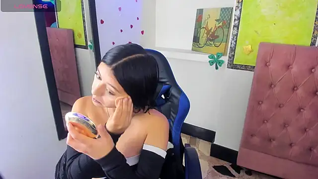 zoe connor19 online show from June 1, 9:05 pm