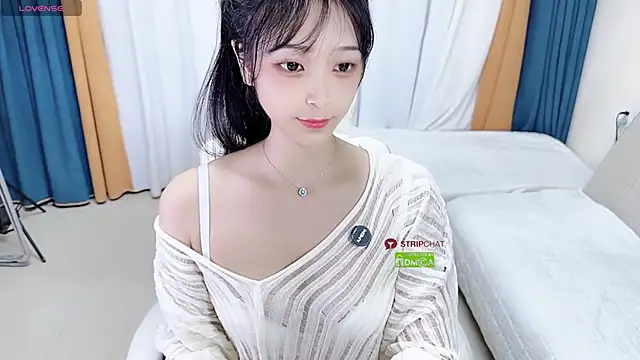 808dass online show from April 12, 1:58 pm