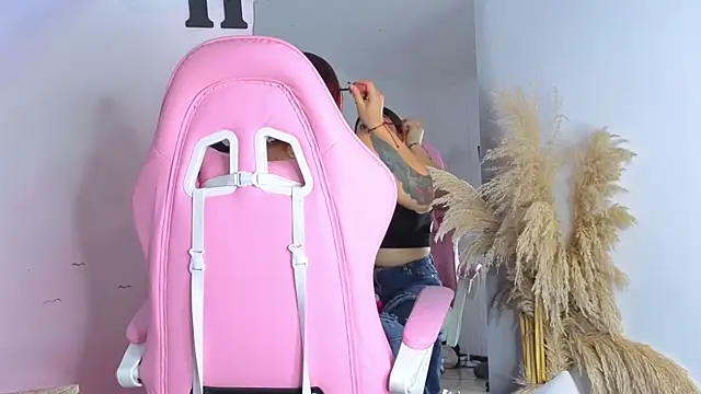 carolayrosse online show from October 13, 7:49 pm