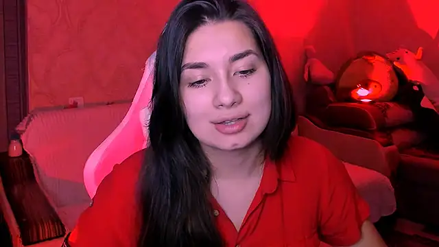 Swee Alicee online show from December 4, 6:41 pm