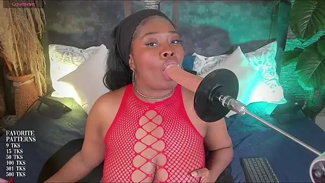 zoe 23  online show from April 2, 2:36 pm