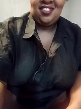 HotBootyBabe90 online show from April 7, 9:50 pm