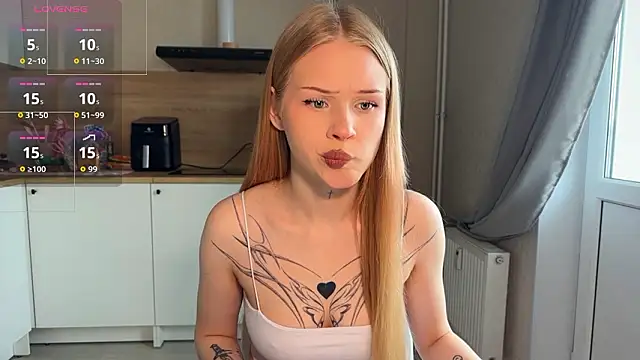 lisa barbie online show from March 18, 9:25 am