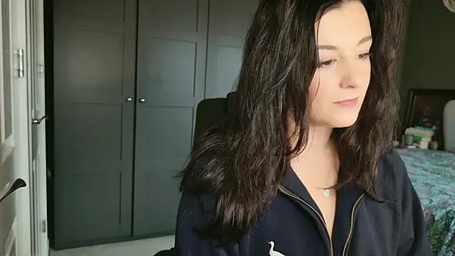 yourcassiexo online show from January 13, 11:03 am