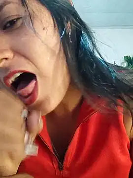 elena jonees online show from October 24, 8:05 pm