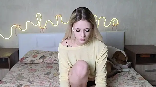 Betty Blamee online show from January 14, 2:00 pm