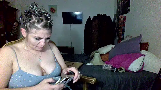 sophiarica online show from March 24, 4:51 am