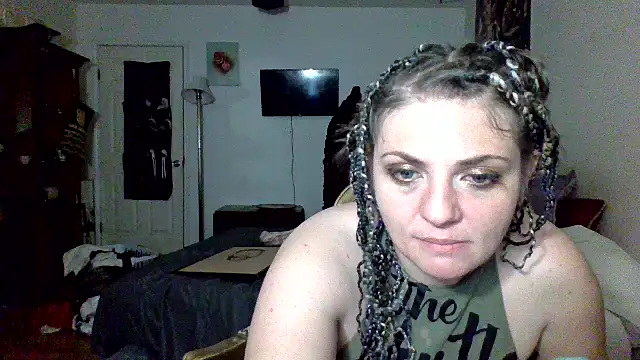 sophiarica online show from March 25, 9:01 am