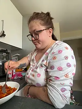 SassyTallulahMae online show from April 14, 10:26 am