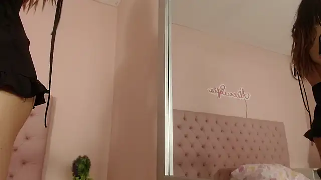 alice sofia online show from October 9, 1:37 pm