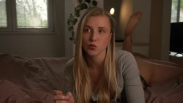 ArianaMur online show from April 8, 3:14 pm