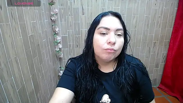 solyeria online show from January 19, 1:02 am