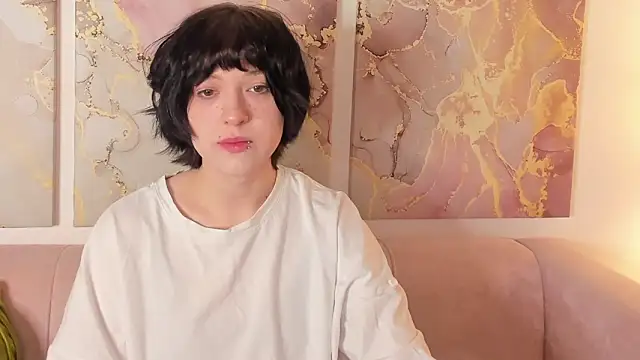 fiamoory online show from December 1, 1:31 am