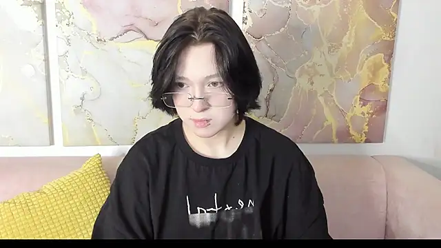 fiamoory online show from March 10, 1:20 am