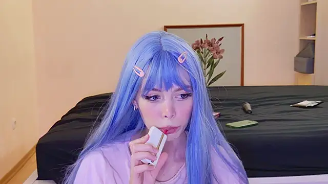 hard candyy online show from February 19, 2:16 pm