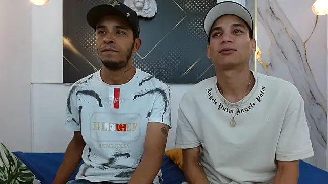 JordanAndAndrew online show from February 6, 9:18 pm