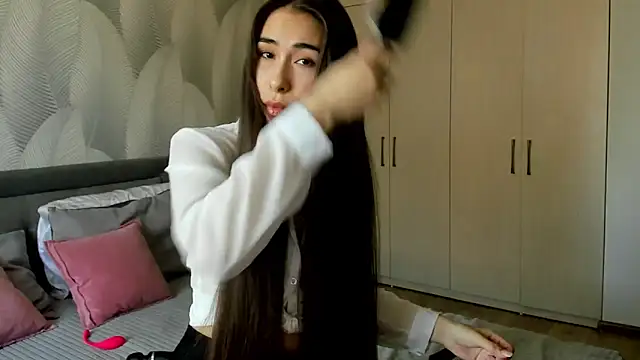 Bambiii bby online show from June 1, 6:48 am