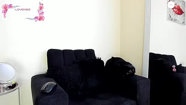 its  angelica  online show from January 31, 7:56 pm