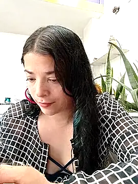 Elvishcassie  online show from June 9, 4:17 pm