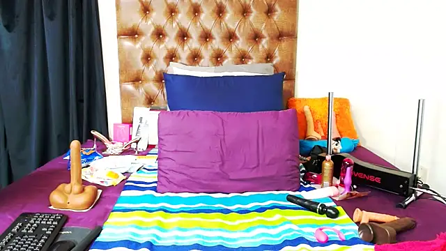 Hotxbums22 online show from February 2, 11:04 pm