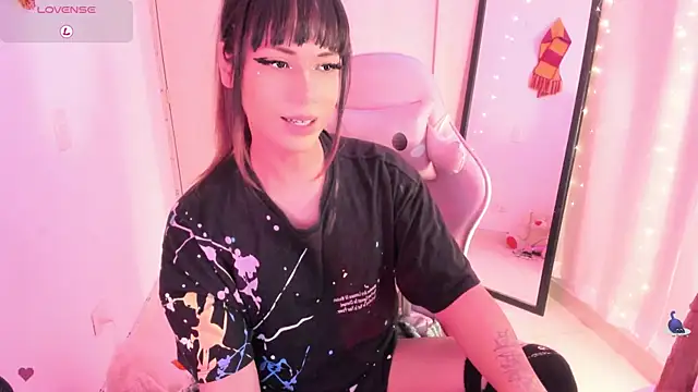 SeraphineADC online show from April 6, 3:39 am