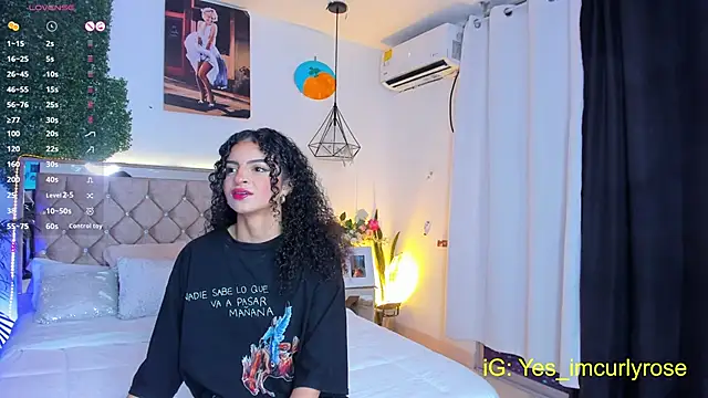 CurlyRose   online show from September 17, 10:52 pm