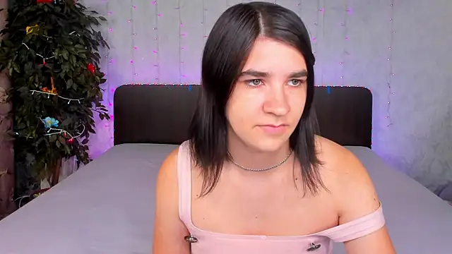  Polly Love  online show from September 23, 6:11 am