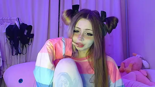 suemeow online show from April 7, 9:28 pm