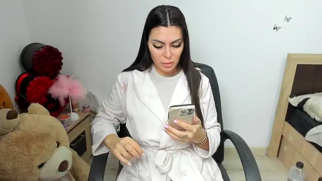 kilenyapatrice online show from March 31, 11:10 am