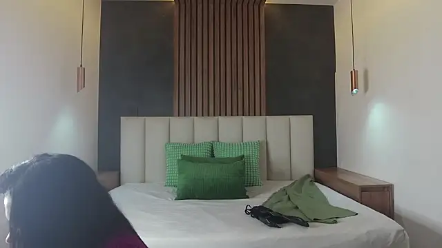 JaylaScott   online show from September 22, 11:41 am