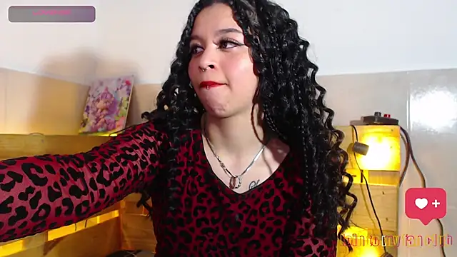 Bitsy Messy online show from February 17, 2:33 am
