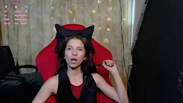 sweetdam12 online show from December 13, 8:15 pm