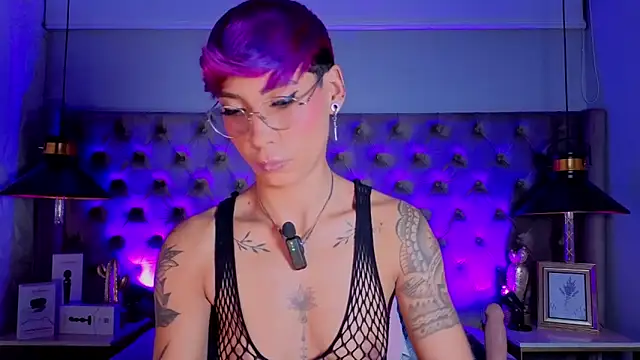 MiaMorgan  online show from September 21, 1:54 pm